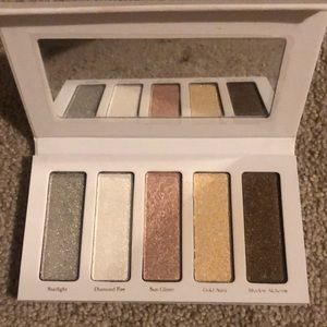 Shimmer eyeshadow palette